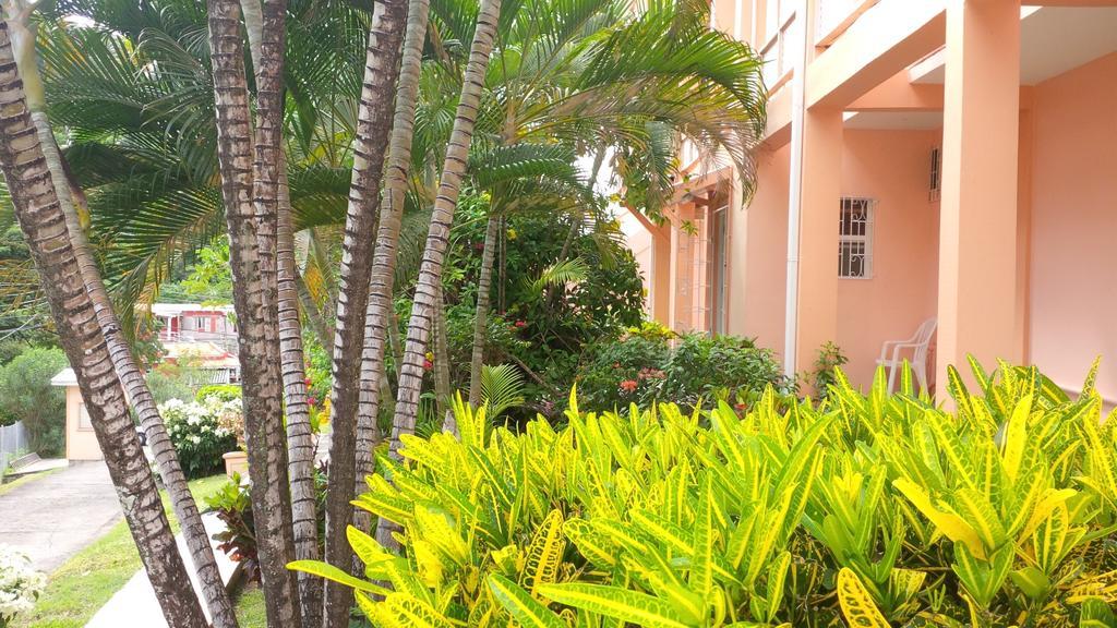 Bougainvillea Apartments St. George's Eksteriør billede