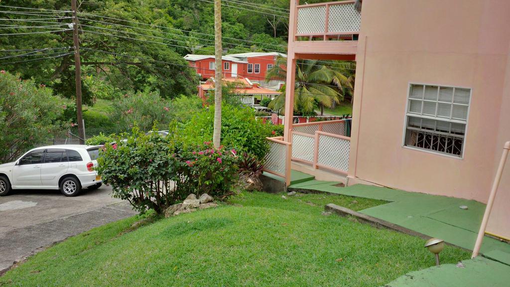 Bougainvillea Apartments St. George's Eksteriør billede
